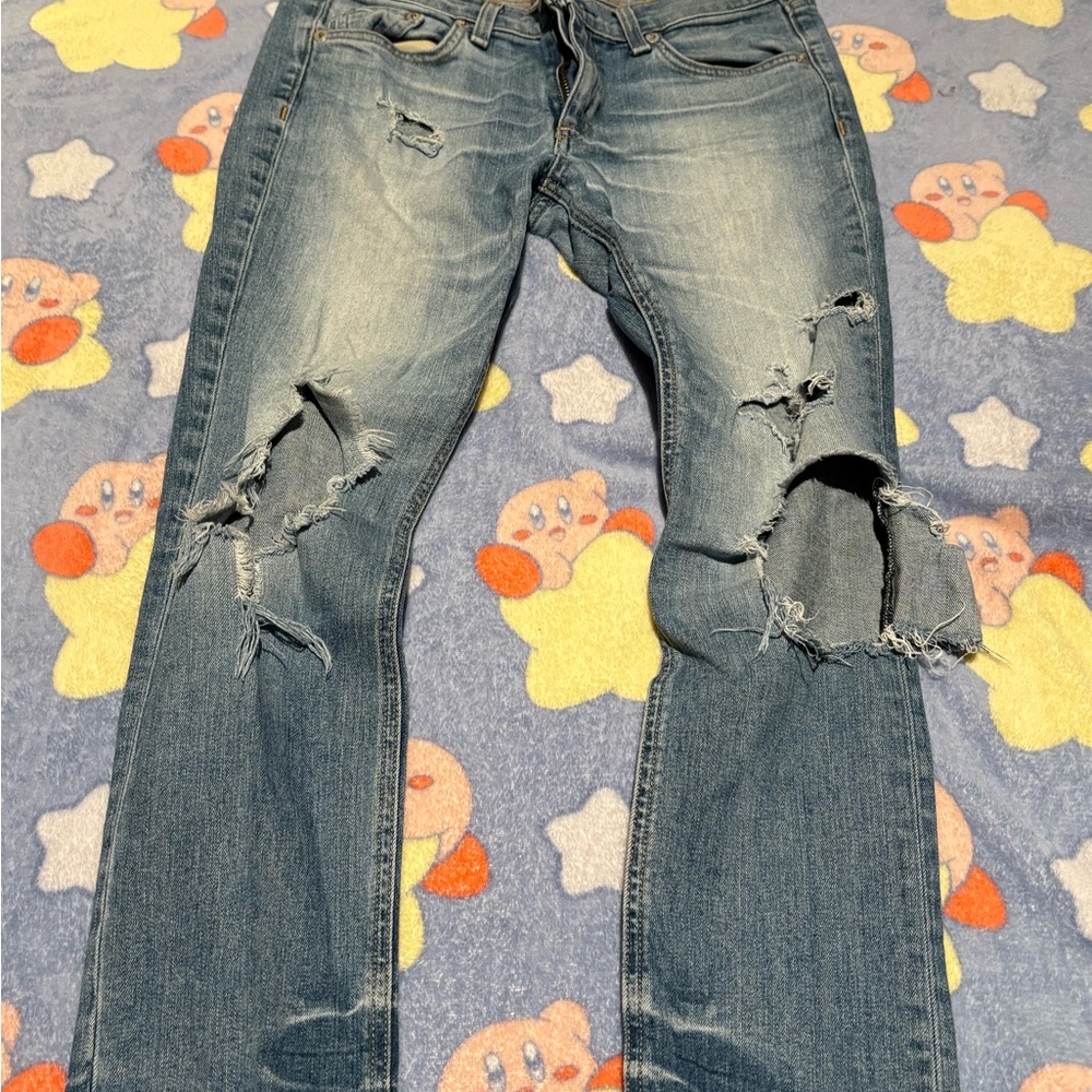 Women’s Distressed Blue Jeans